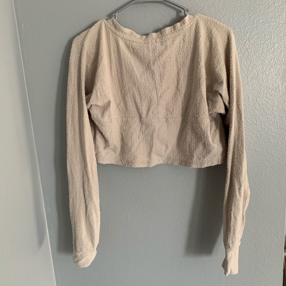 Gymshark Beige Towel Cropped Long Sleeve Shirt - Picture 2 of 6